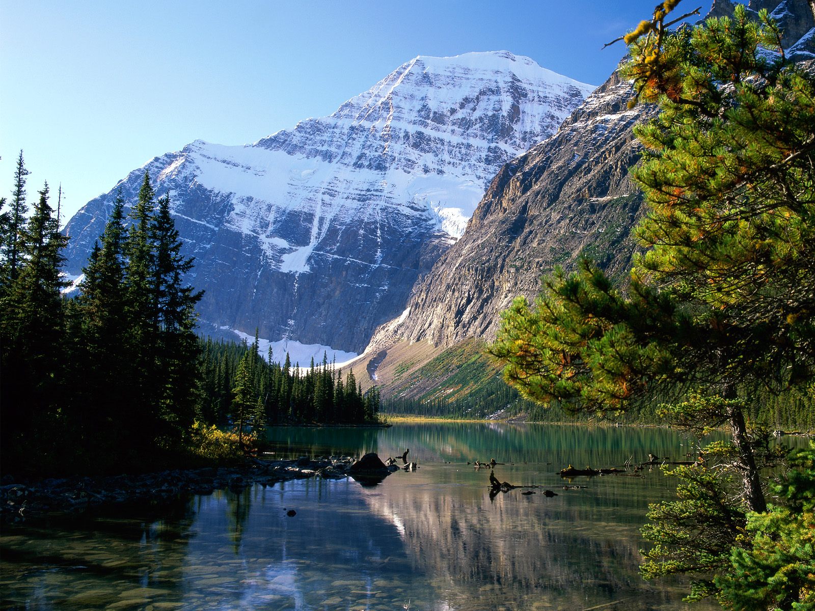 Jasper-National-Park--Alberta-canada-55821_1600_1200